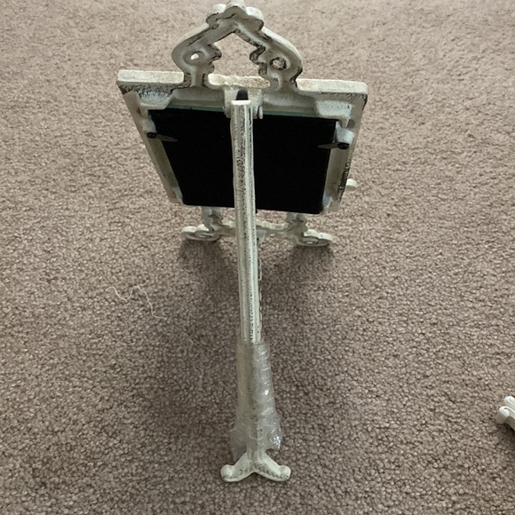 Picture frames - Picture 3 of 4